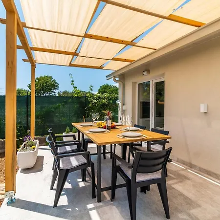 Holiday home House Kristina With Jacuzzi Pool Only For