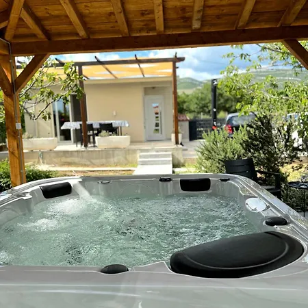 House Kristina With Jacuzzi Pool Only For *